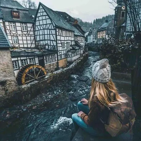 Fewomonciao2019-panorama 2pers Bis Max4pers Monschau